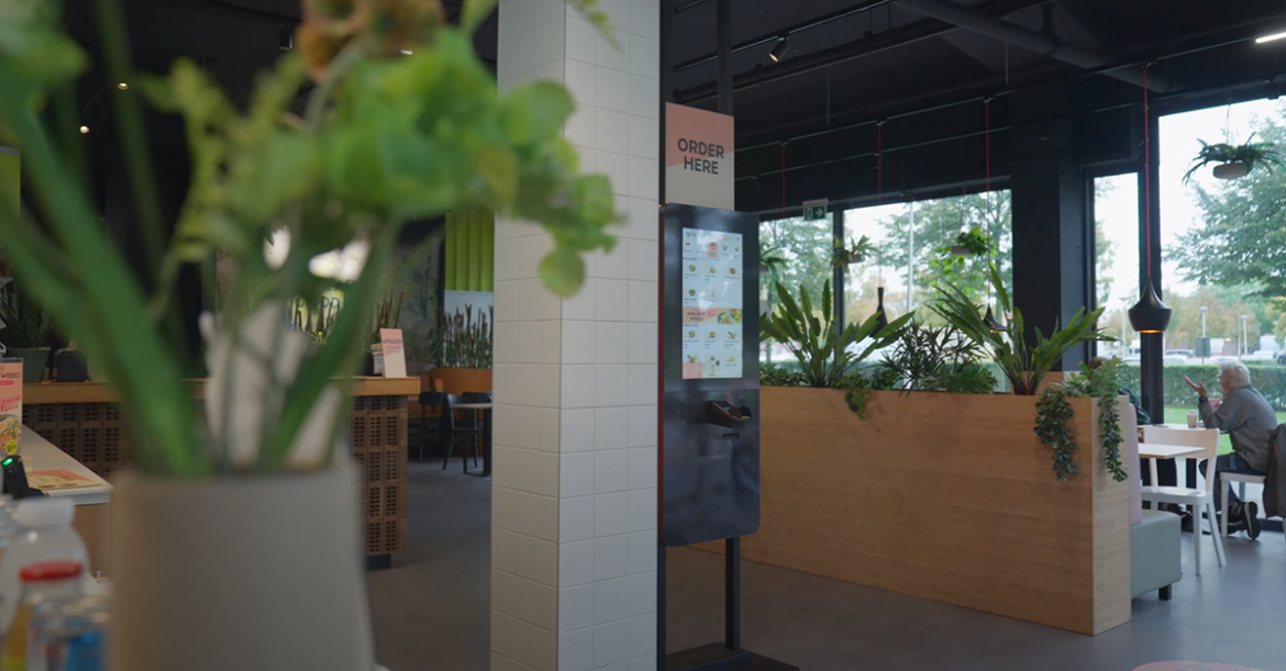  The kiosk in use