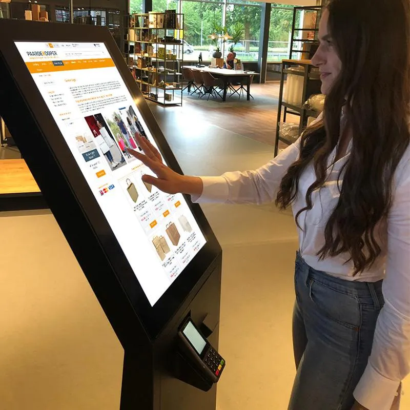 Omnichannel shop-in-shop ordering kiosk Paardekooper