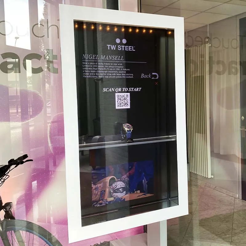 QR Scan Shop Window solution