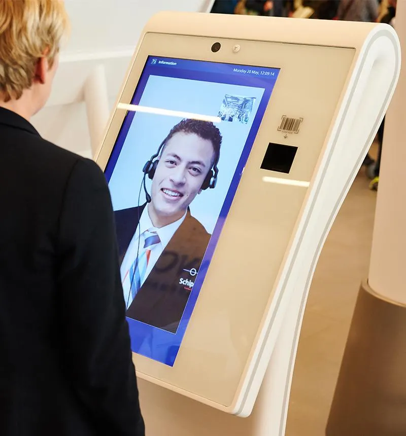 Schiphol self-service unit Prestop video calling