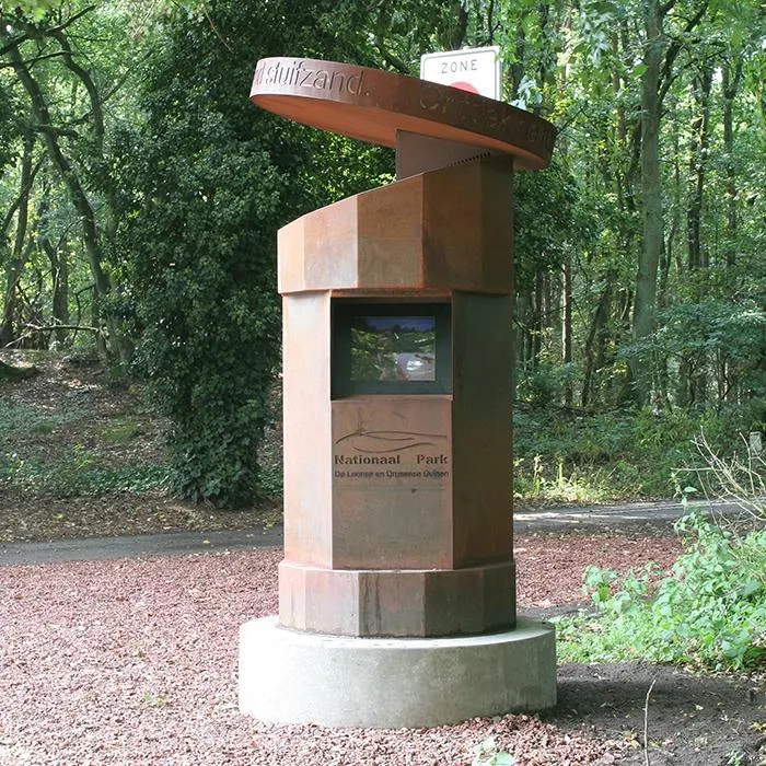 Custom outdoor column Corten steel