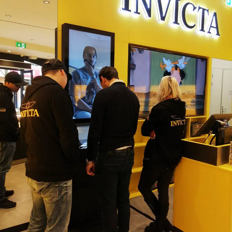 Invicta Watch has order kiosk in Designer Outlet Roosendaal News Prestop