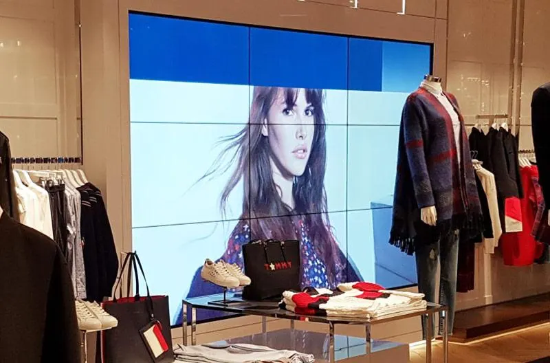 Interactive video wall Tommy Hilfiger Prestop