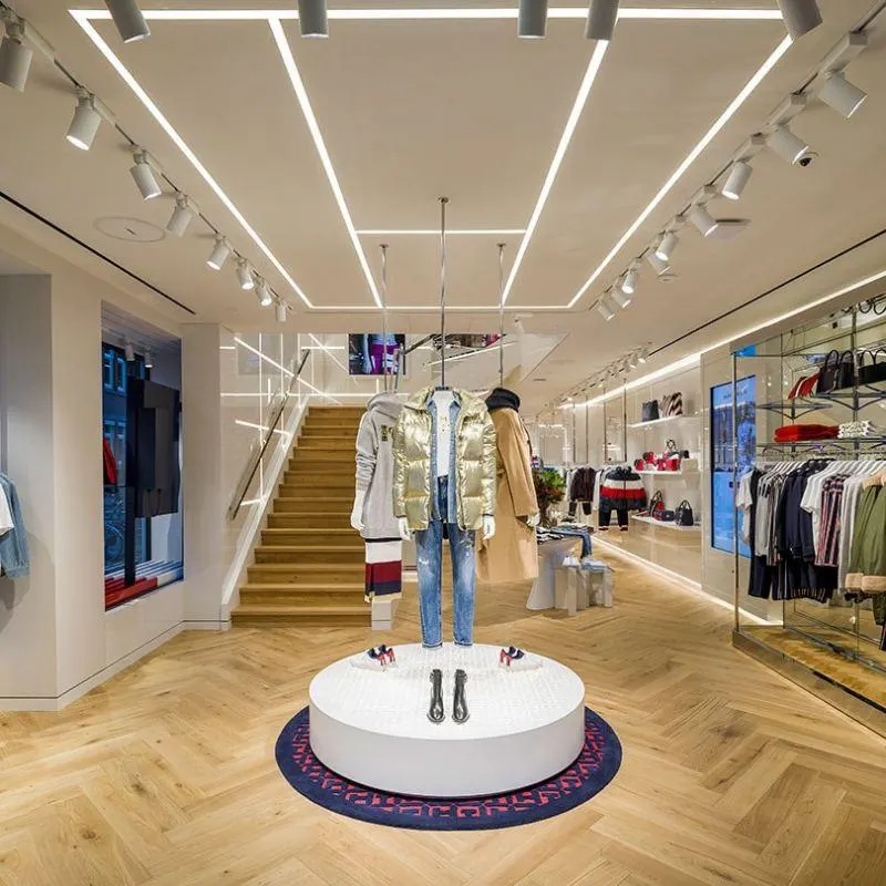 Screens, glorious screens, at Tommy Hilfiger's store of the future