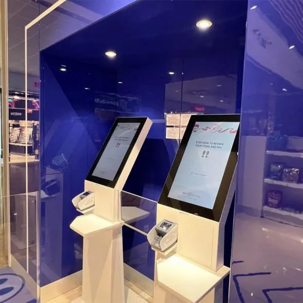 Video: Self-Checkout kiosks in front of automated store at Brussels airport