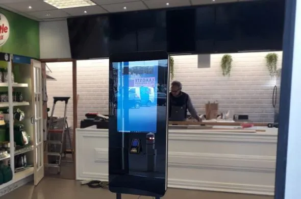 Shell Wassenaar installs 32 inch order kiosk