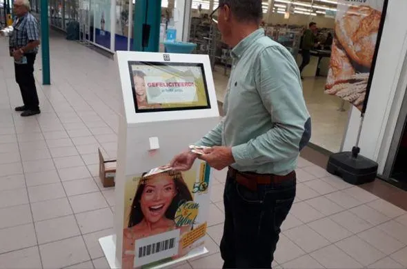 Information kiosks for shopping mall Tournoysveld